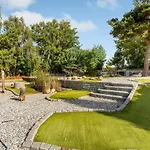 2 Bedroom Pet Friendly In