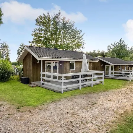 2 Bedroom Pet Friendly In Nyaraló Nordenbro Vesteregn