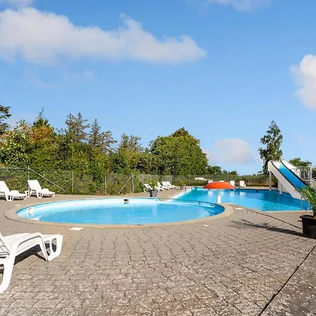 2 Bedroom Pet Friendly In Ferienhaus